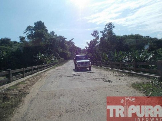 Kamalpur: Deplorable condition of Halhali-Fatikroy NEC road Kamalpur: Deplorable condition of Halhali-Fatikroy NEC road